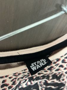 Girls&#39; Star Wars Sweatshirt for 3-5 yr old