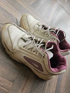 Fila Sneakers