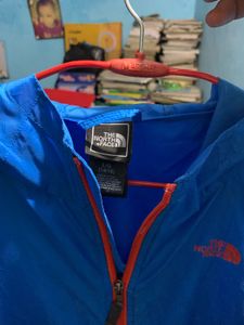 Orignal Unused The north face jacket cost 20000