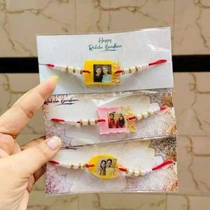 1 Photo Rakhi