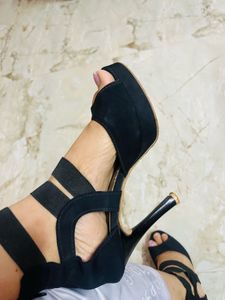 Price Dropped😍😍JS Faith Black Heels - Size 8