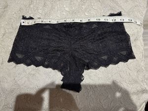 H&amp;M Beautiful Black Lace Briefs