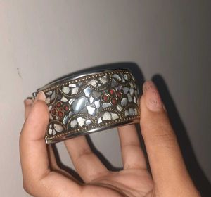Handicrafts Openable Boho Bracelet