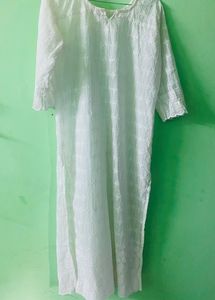 Chikenkari Kurti