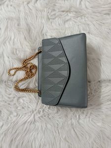 Chic Crossbody Double Flap Bag