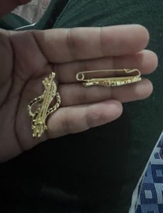 Vintage Brooch Pin Set