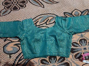 am a tailor and I sell clothes by sewing them