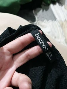 45156. Black Bandeau Crop Top