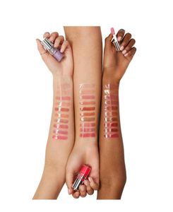 LIPGLOSSMAKEUPYSL LOVESHINE PLUMPING LIP OIL GLOSS
