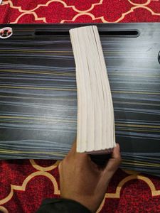 Sapiens: A Brief History of Humankind