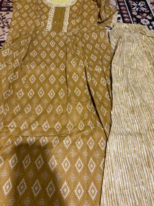 Kurtaset With Dupattta