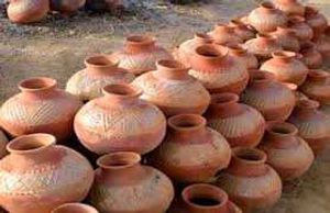 🏺 मिट्टी का मटका – प्राकृतिक ठंडे पानी के लिए (Cl