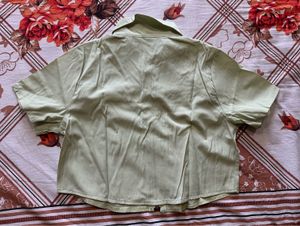 Green Cropped Zipper Shirt
