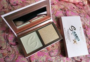 Makeup Revolution London Face Highliter Duo.