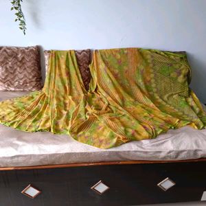 🛍️ Green Synthetic Saree ⭐⭐⭐