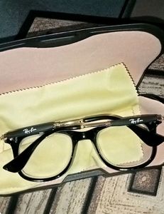 Specs Frame
