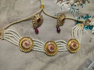 Choker Necklace
