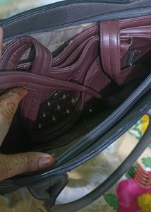 2 Hand Bags