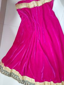 PINK VELVET LEHENGA CHOLI🩷