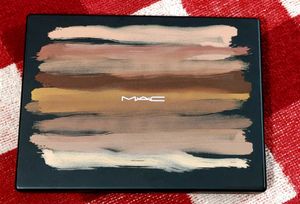 Mac Art Library Eyeshadow Palette