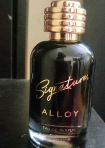 Signature Alloy Eau de Parfum 3.4 fl oz