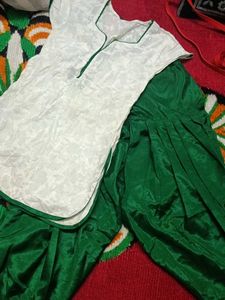 Vintage Floral Salwar Kameez