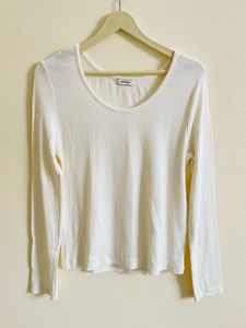 Minimalist White Long Sleeve Tee