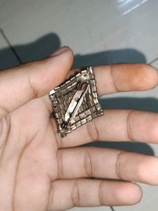 Stud Broach