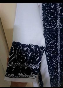 pakisthani embroidery kurta set