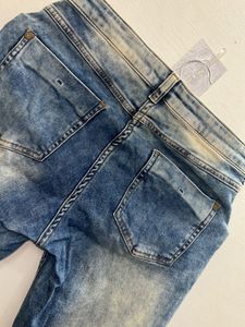 Women Distressed Jeans