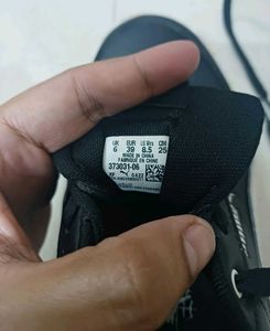 Puma Womens Court Ultra Lite Sneaker