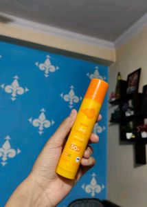 Aqualogica Glow + Dewy Sunscreen - 50G