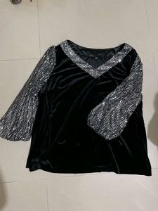 Sequence Balloon Sleeve Top