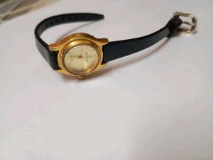 vintage timeless watch get free keychain and stuff