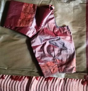 Sarees With Blouse