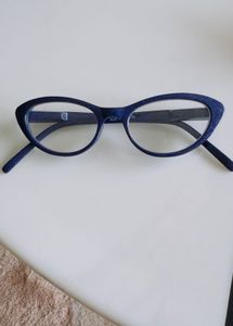Blue And Red Reading Glasses 2+ Number