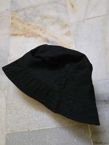 Black Bucket Hat