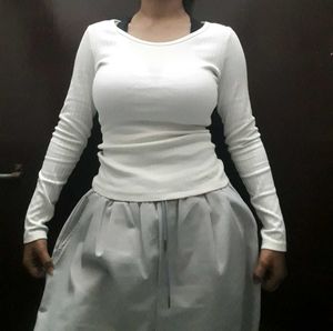 White fitted Long Sleeve Top