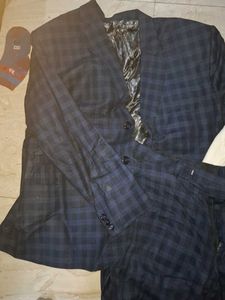 Men's Plaid Suit Set  size 46
