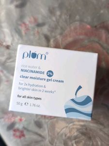 Plum , Aqualogica And Dermaco Skincare Combo Set