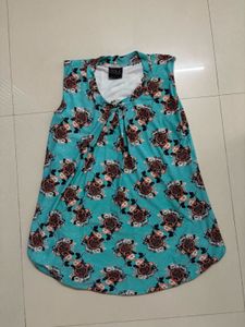 Zola Cute Floral Top