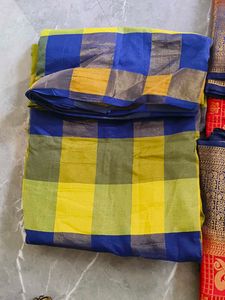 8pcs Elegant Woven Banarasi Saree