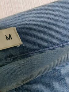 Light Blue Pull-On Jeggings