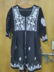 Elegant Black Embroidered Kurti