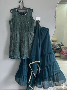 Teal Embellished Kurta Set (XL)