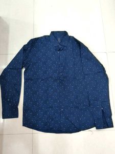 Patterned Dress Shirt - Size M