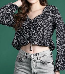 Patterned flared sleeves Crop Top
