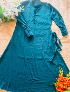 Pakistani Green Abaya With Black Georget Stole