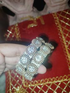 Sparkling Bangle Set