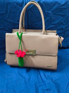 Crochet lip balm holder